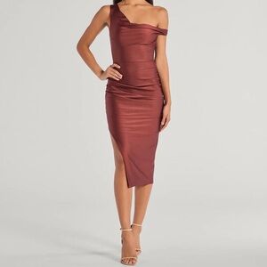 Windsor | XS Off-Shoulder High Slit Midi Dress
